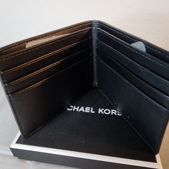 Michael Kors Men's Jet Set Logo Slim Billfold - Picture 3 of 5